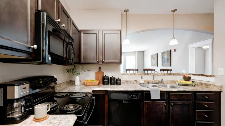 Hamilton-at-Fishers-apartments-02