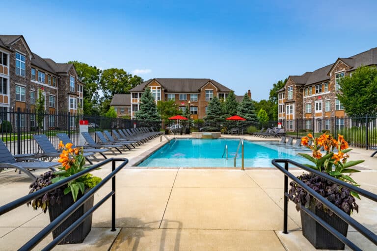 The-Hamilton-at-Fishers-apartments-01