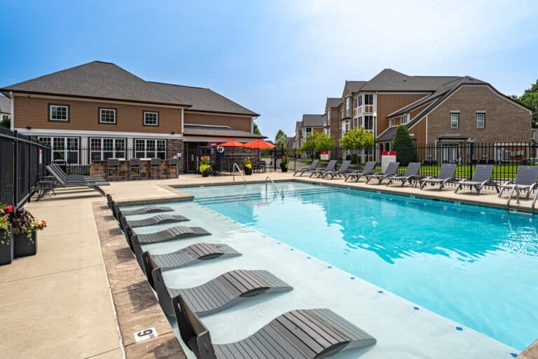 The-Hamilton-at-Fishers-apartments-03